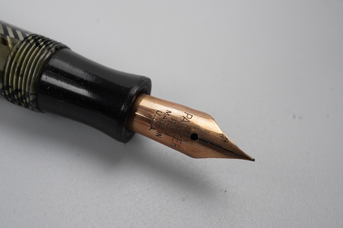 A Parker full size Royal Challenger fountain pen in grey herringbone, lovely condition, 14ct. gold nib